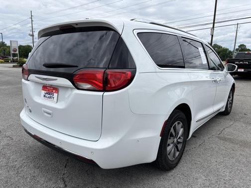 2020 Chrysler Pacifica Touring-L Plus