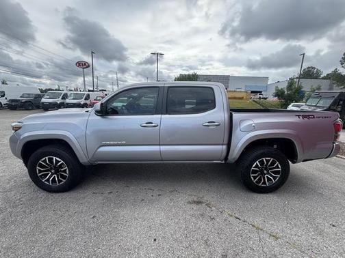 2020 Toyota Tacoma TRD Sport