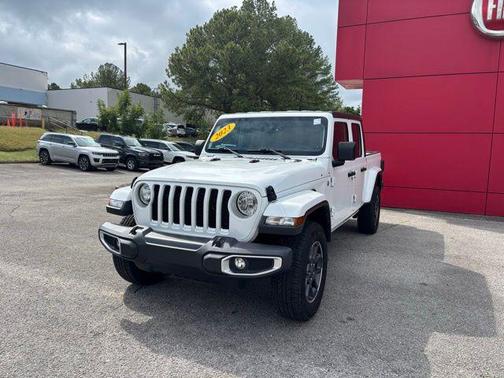 2023 Jeep Gladiator Overland