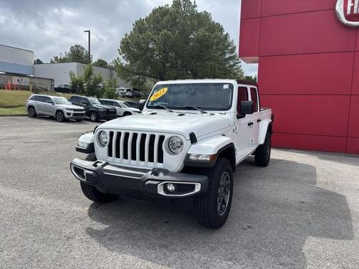 2023 Jeep Gladiator Overland