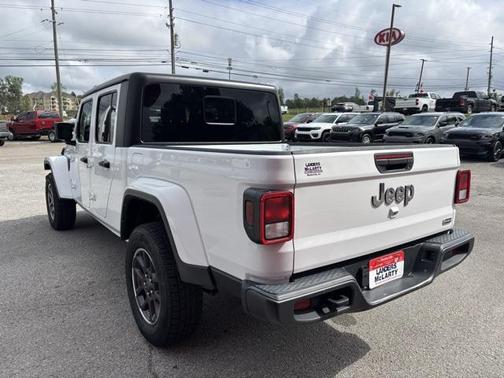 2023 Jeep Gladiator Overland