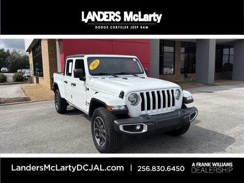 2023 Jeep Gladiator Overland