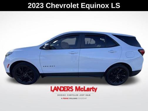 2023 Chevrolet Equinox LS