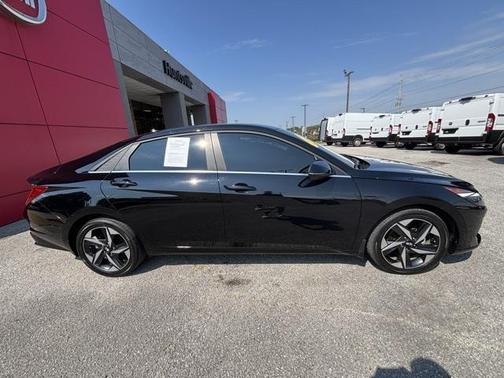 2023 Hyundai ELANTRA HEV Limited