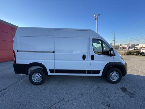 2025 RAM ProMaster 1500 Base