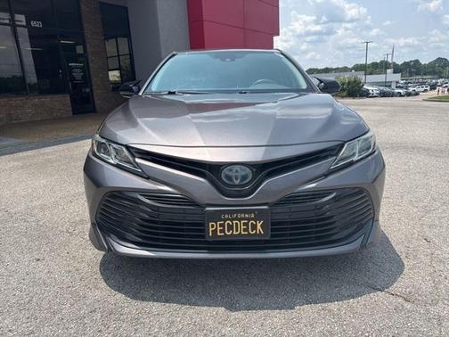 2020 Toyota Camry LE