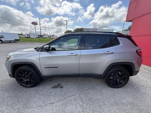 2023 Jeep Compass Latitude