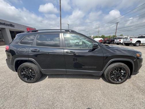 2023 Jeep Cherokee Altitude