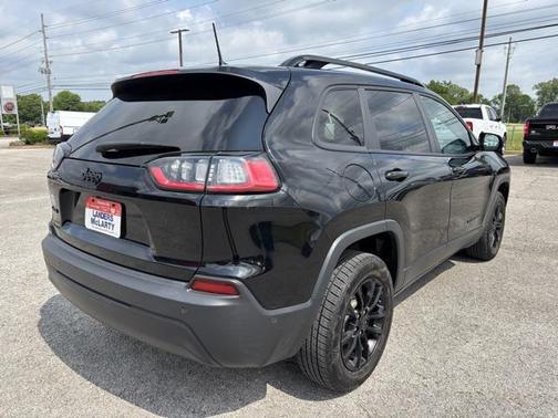 2023 Jeep Cherokee Altitude