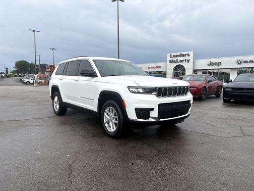 Bright White Clearcoat 2026 Jeep Grand Cherokee L Laredo