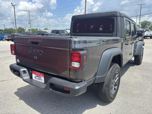 2025 Jeep Gladiator Sport S