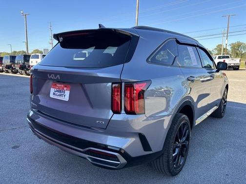 2023 Kia Sorento SX
