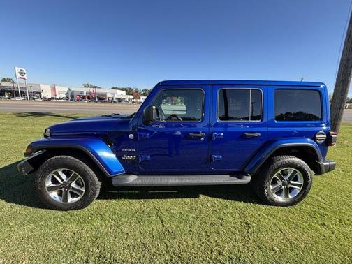 2020 Jeep Wrangler Unlimited Sahara
