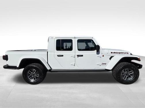 2025 Jeep Gladiator Mojave X