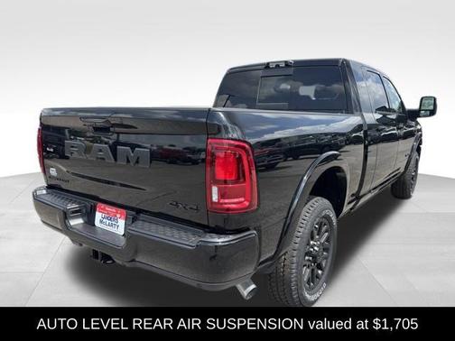 Diamond Black Crystal Pearlcoat 2026 RAM 2500 Limited Mega Cab 4x4 6'4' Box