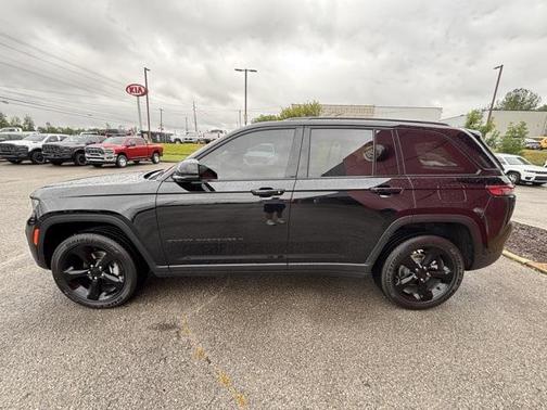 2024 Jeep Grand Cherokee Altitude