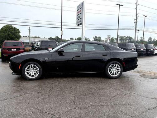 Diamond Black Crystal Pearlcoat 2026 Dodge Charger R/T