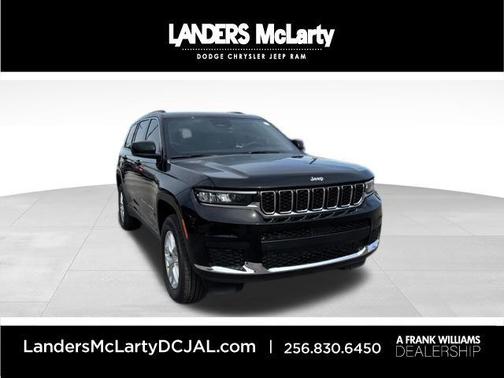 Diamond Black Crystal Pearlcoat 2026 Jeep Grand Cherokee L Laredo