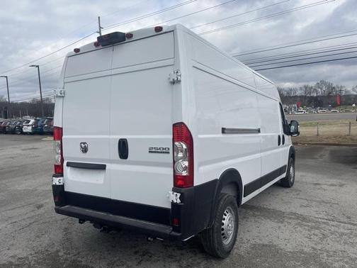 2025 RAM ProMaster 2500 Tradesman