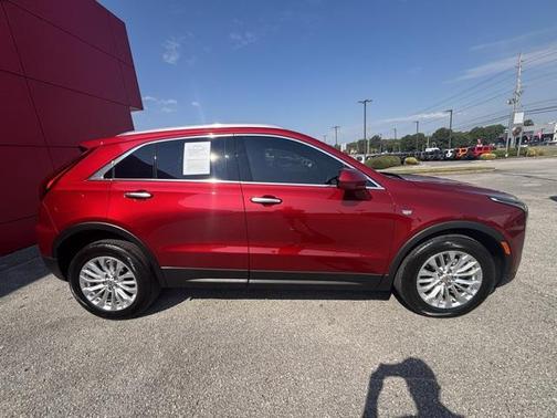 2024 Cadillac XT4 Luxury