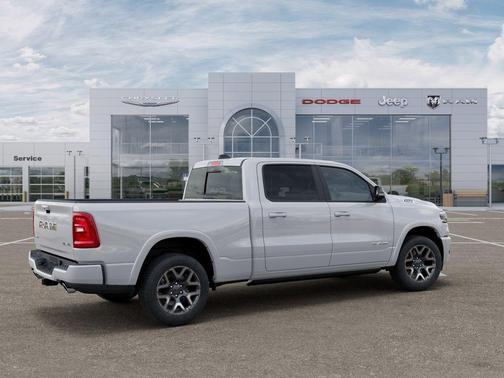 Bright White Clearcoat 2026 RAM 1500 Laramie