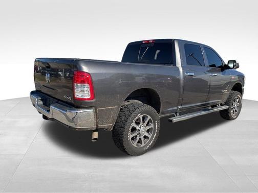 2021 RAM 2500 Tradesman Crew Cab 4x4 6'4' Box