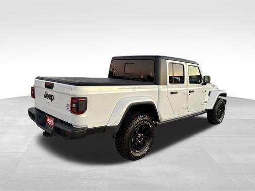 2026 Jeep Gladiator Willys 4x4
