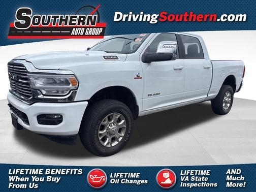 Bright White Clearcoat 2024 RAM 2500 Laramie Crew Cab 4x4 6'4' Box