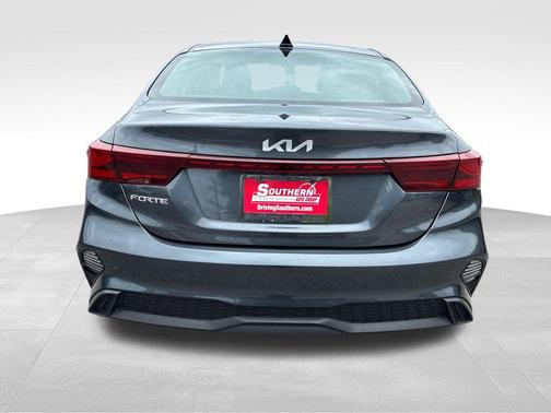 Gravity Gray 2023 Kia Forte LXS