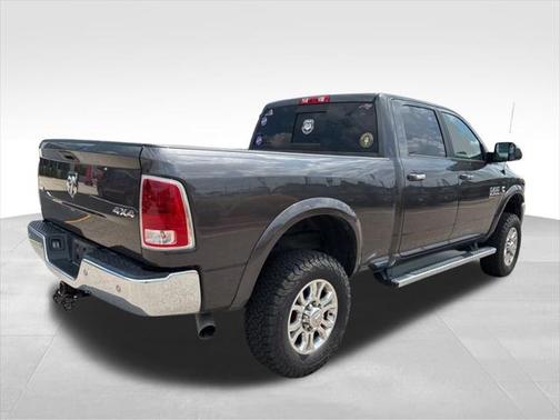 2018 RAM 2500 Laramie Crew Cab 4x4 6'4' Box