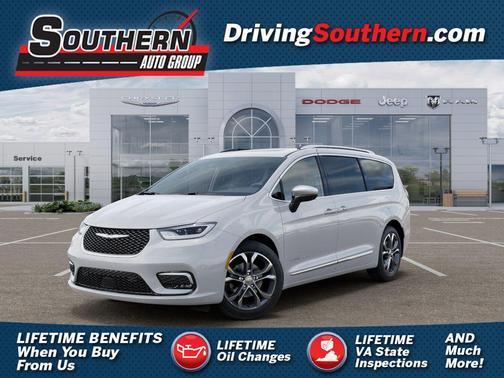 Bright White Clearcoat 2026 Chrysler Pacifica L