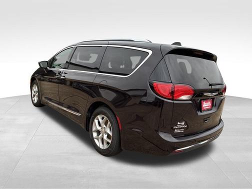 2019 Chrysler Pacifica Touring-L Plus