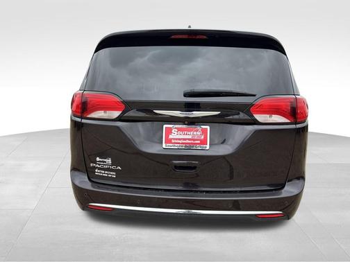 2019 Chrysler Pacifica Touring-L Plus