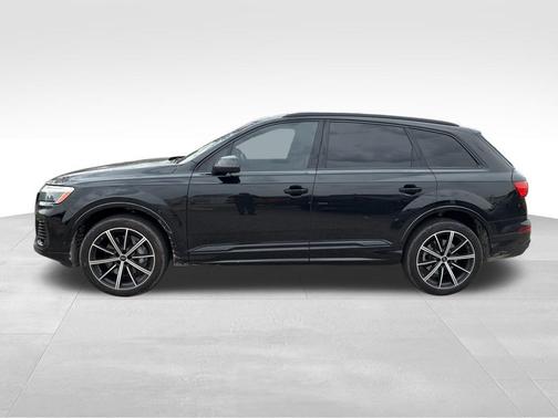 2025 Audi Q7 45 Premium Plus