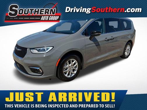 Ceramic Gray Clearcoat 2025 Chrysler Pacifica L