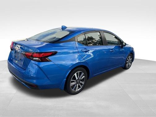 Electric Blue Metallic 2020 Nissan Versa 1.6 SV