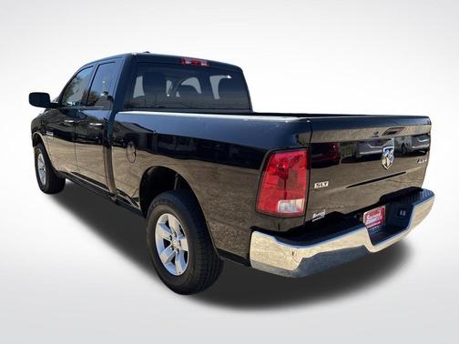 Diamond Black Crystal Pearlcoat 2024 RAM 1500 Classic SLT