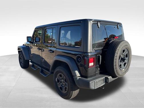 2024 Jeep Wrangler Sport
