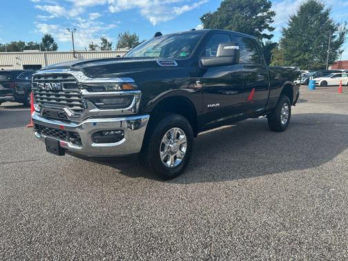 Diamond Black Crystal Pearlcoat 2026 RAM 2500 Big Horn