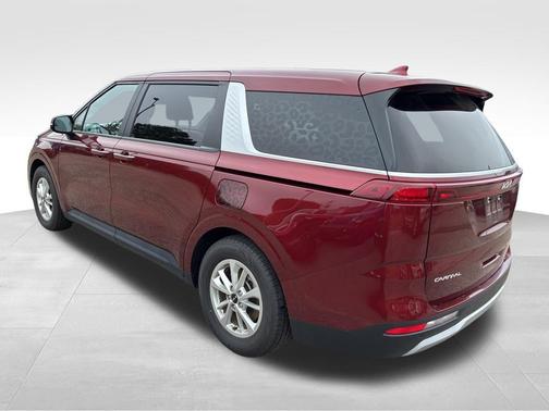 Flare Red 2024 Kia Carnival LX