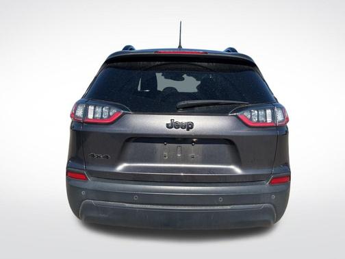 Granite Crystal Metallic Clearcoat 2021 Jeep Cherokee Altitude