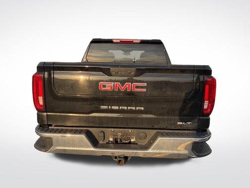 Onyx Black 2025 GMC Sierra 1500 SLT
