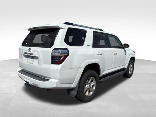 Super White 2019 Toyota 4Runner SR5 Premium