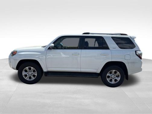 Super White 2019 Toyota 4Runner SR5 Premium