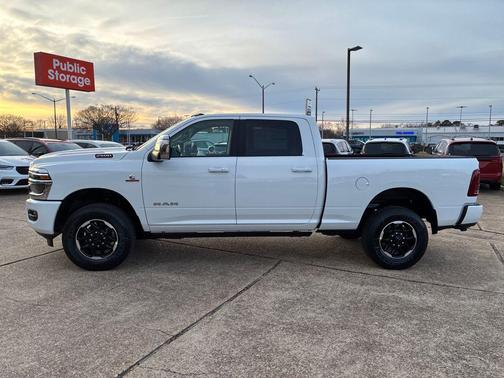 Bright White Clearcoat 2026 RAM 2500 Laramie Crew Cab 4x4 6'4' Box
