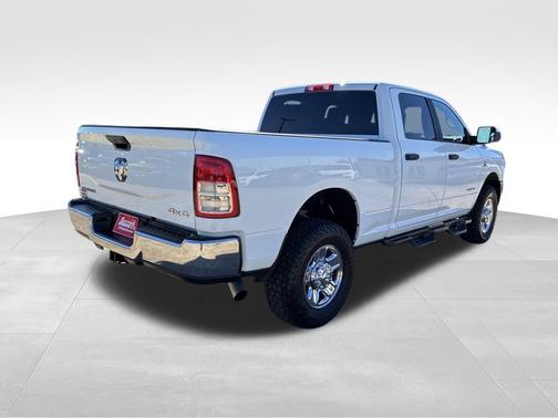 2022 RAM 2500 Big Horn Crew Cab 4x4 6'4' Box