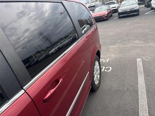 2014 Chrysler Town & Country Touring