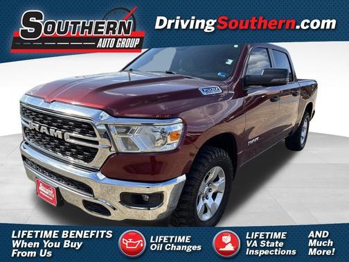 Delmonico Red Pearlcoat 2023 RAM 1500 Big Horn/Lone Star