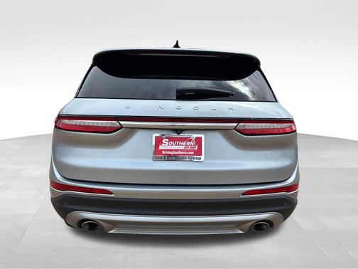 Silver Radiance Metallic Clearcoat 2022 Lincoln Corsair Standard