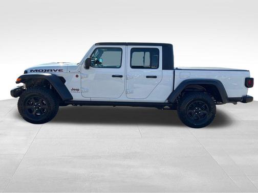 Bright White Clearcoat 2023 Jeep Gladiator Mojave 4x4